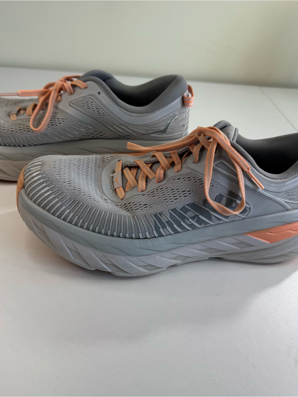Hoka One One Women's Bondi 7 Harbor Mist Sharkskin Gray Orange Size 10.5